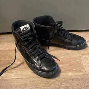 COPY - Nike Blazer Sneakers